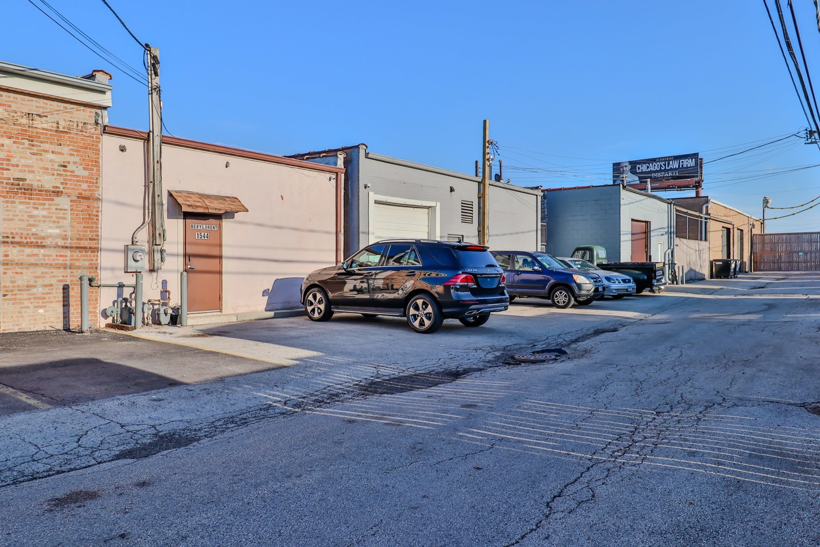 main property photo 23
