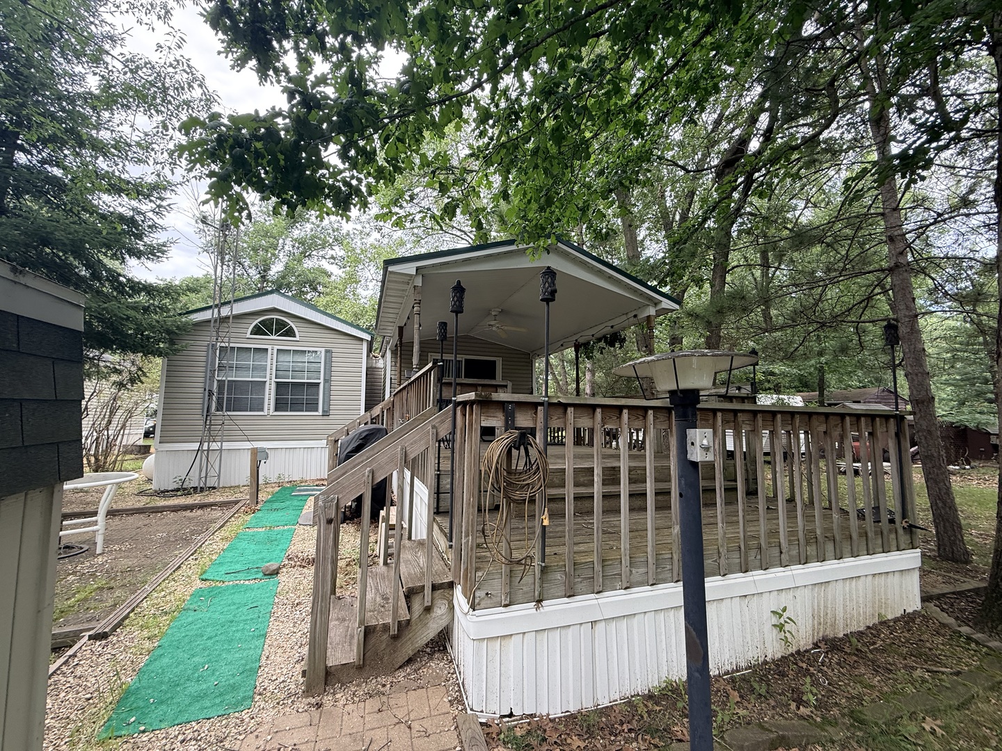 main property photo 31