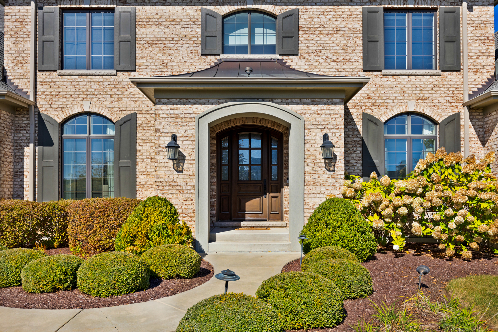 main property photo 17