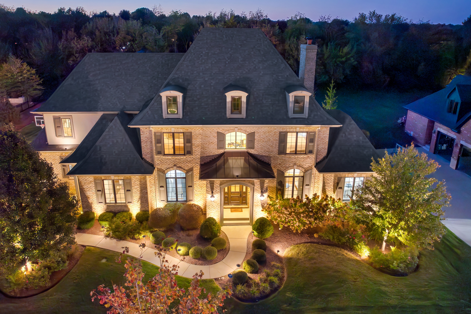 main property photo 2