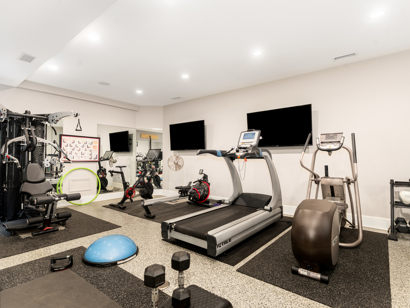 main property photo 61