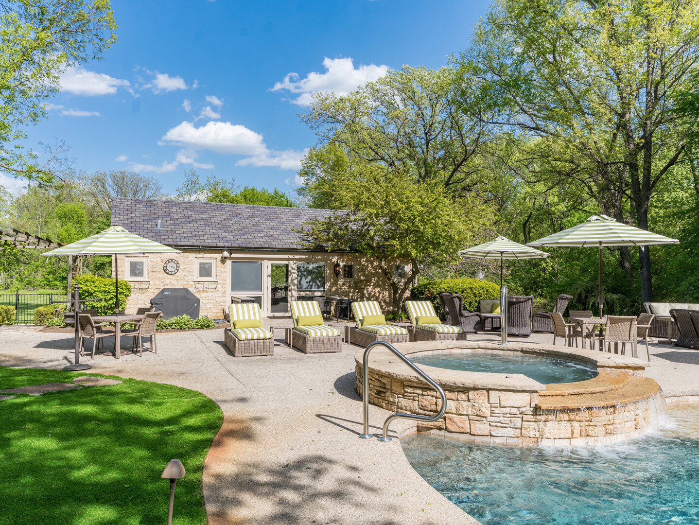 main property photo 70