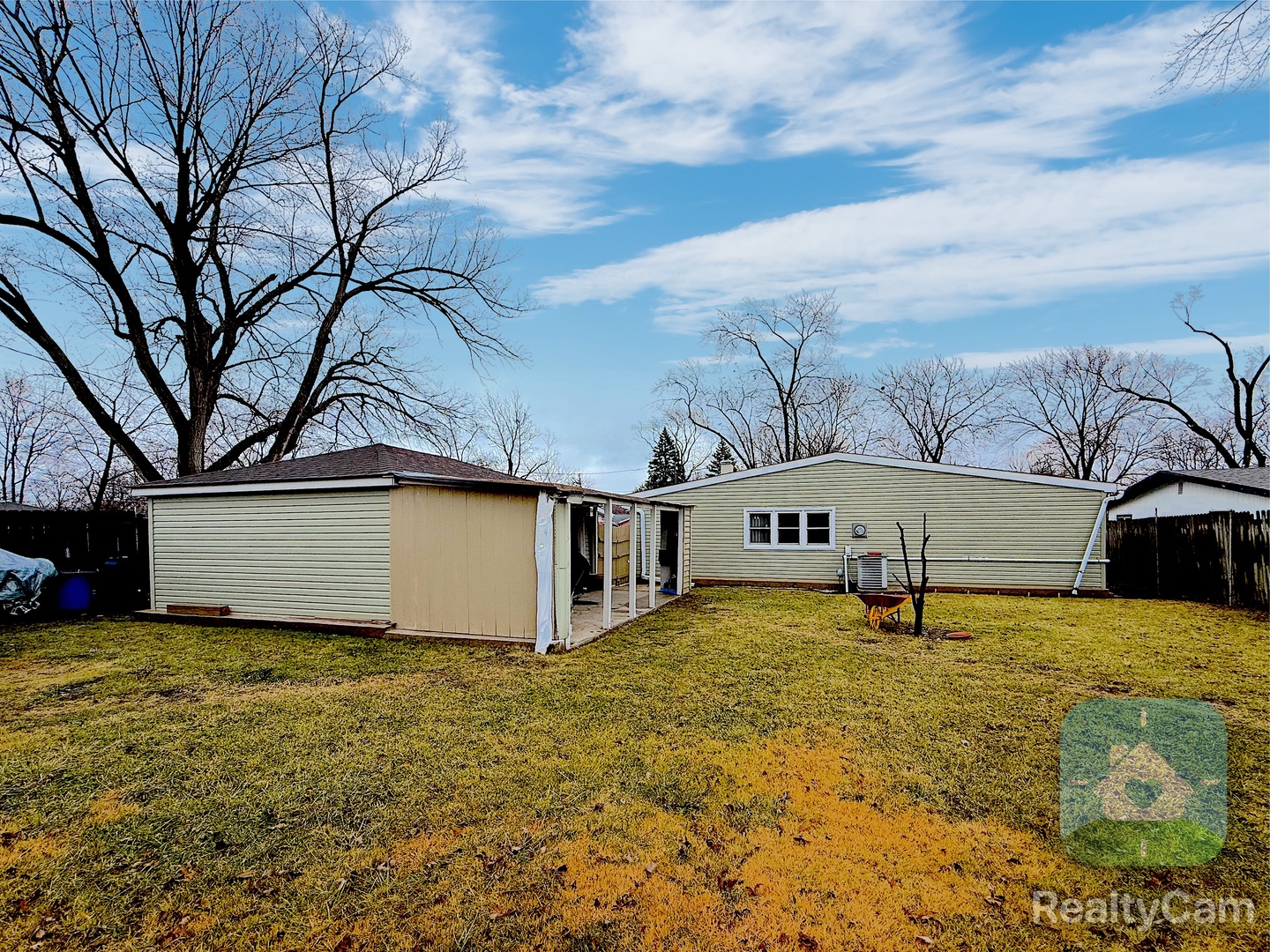 main property photo 24