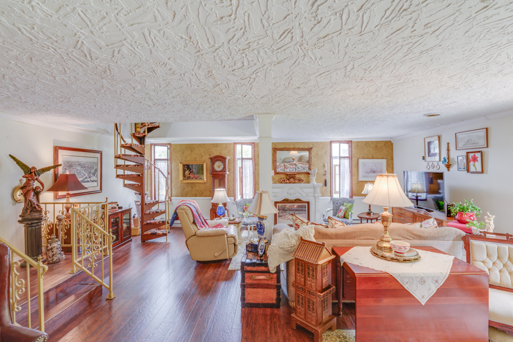 main property photo 42