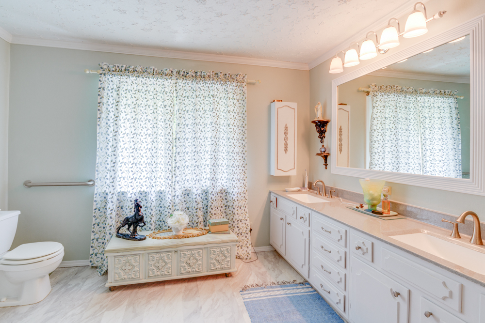 main property photo 59