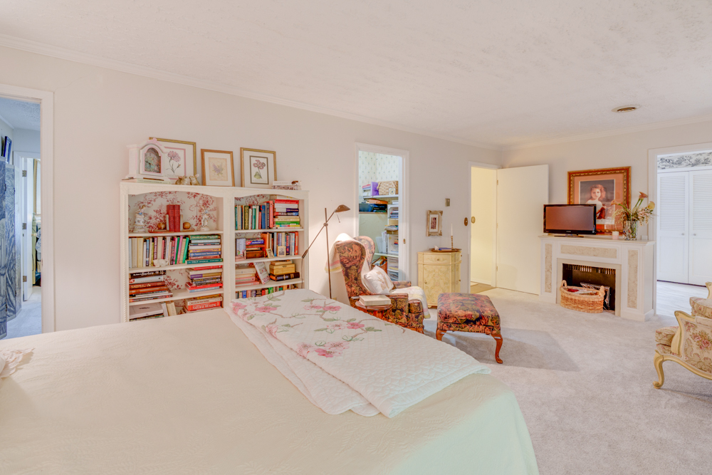 main property photo 64