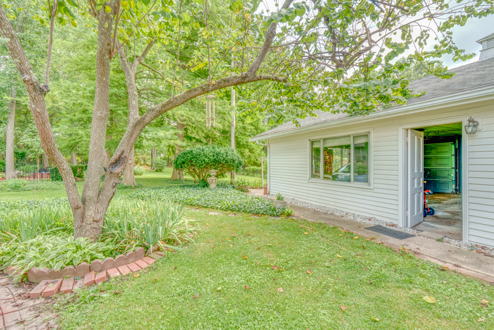 main property photo 74