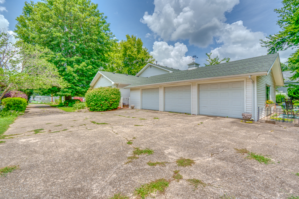 main property photo 84