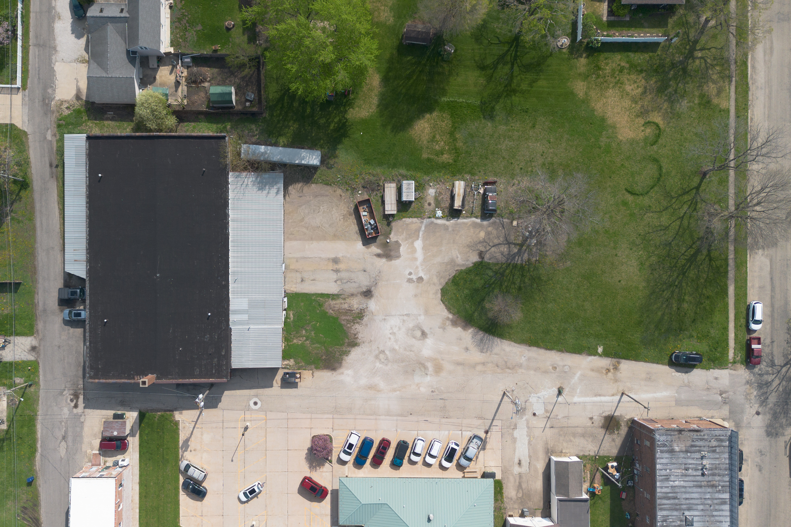 main property photo 9