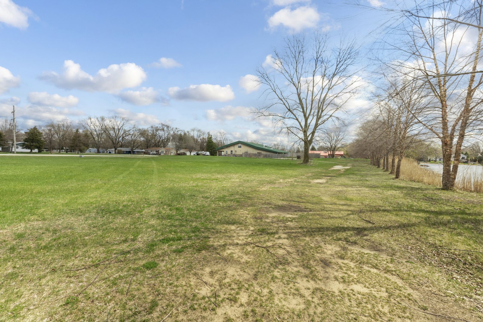 main property photo 14