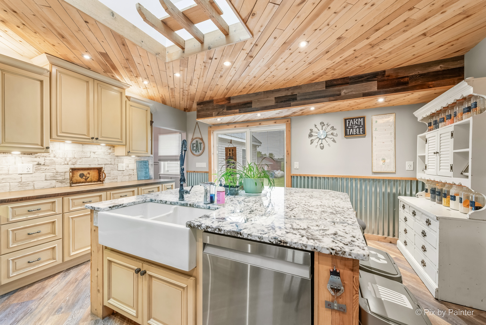 main property photo 24