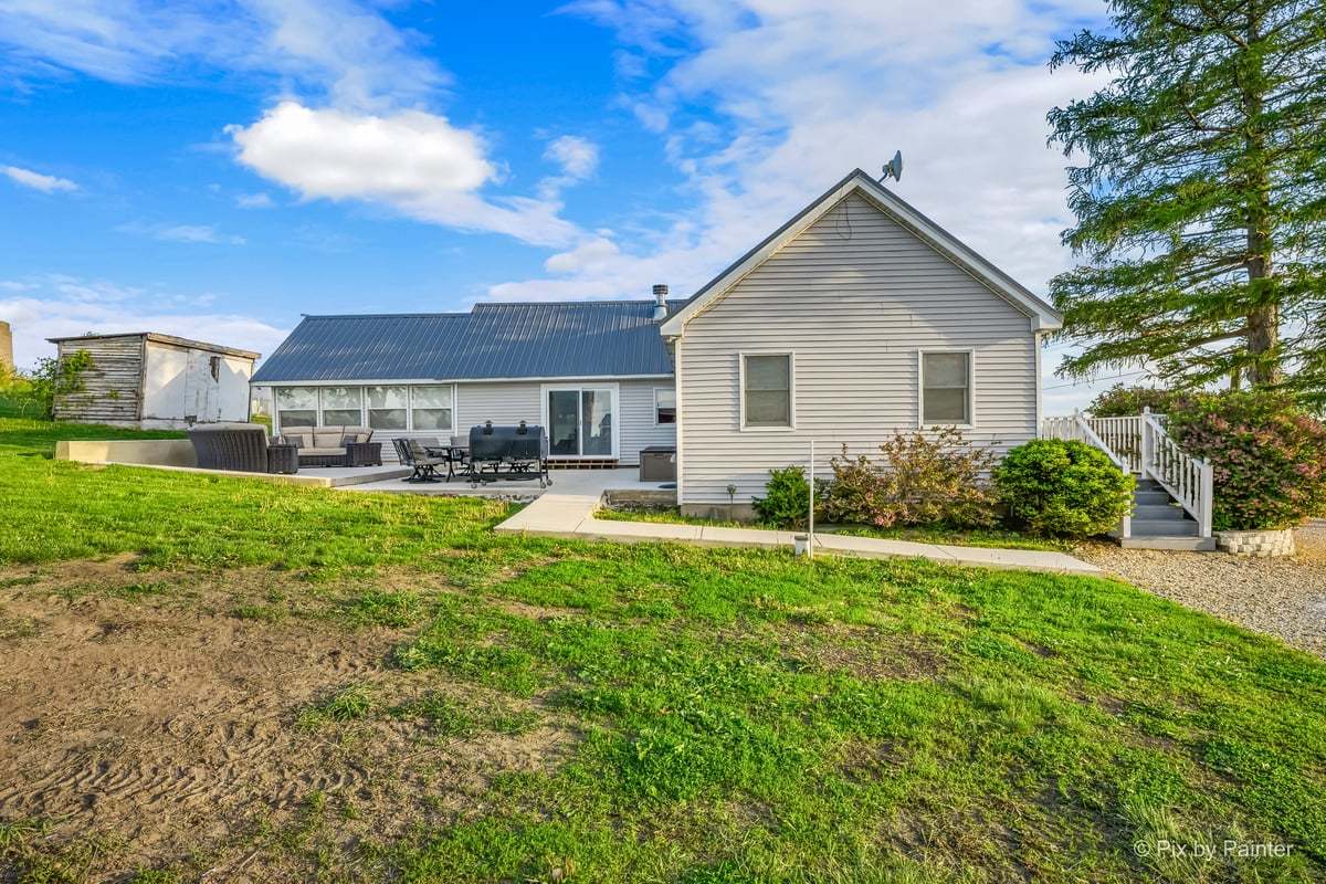 main property photo 40