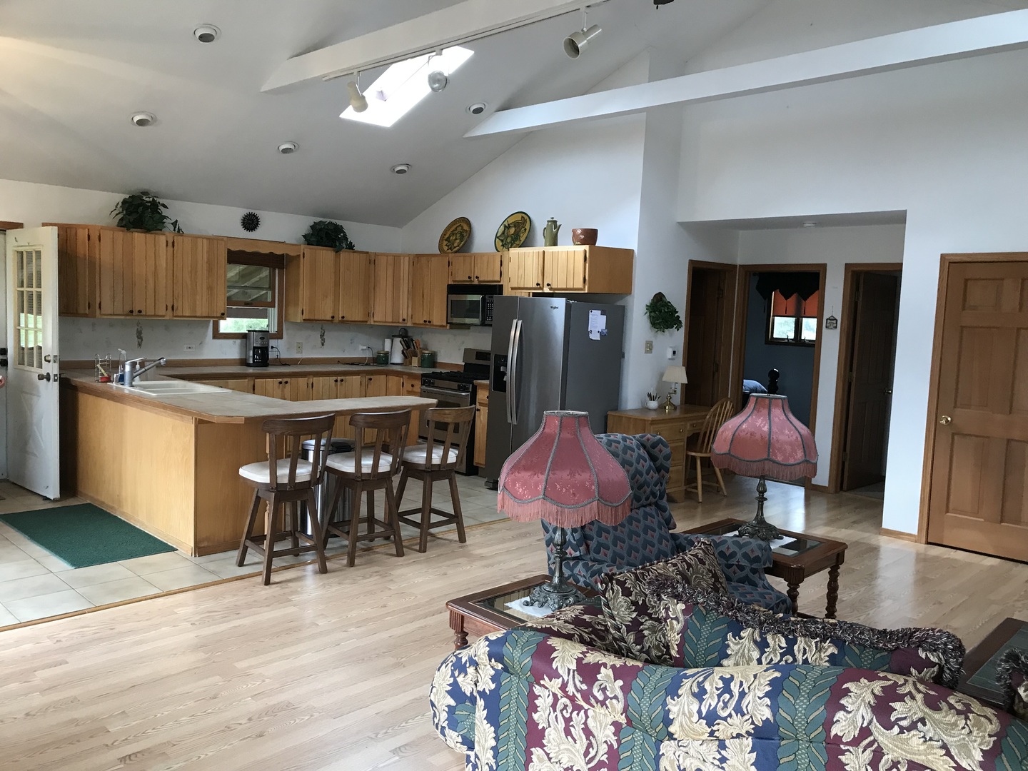 main property photo 5