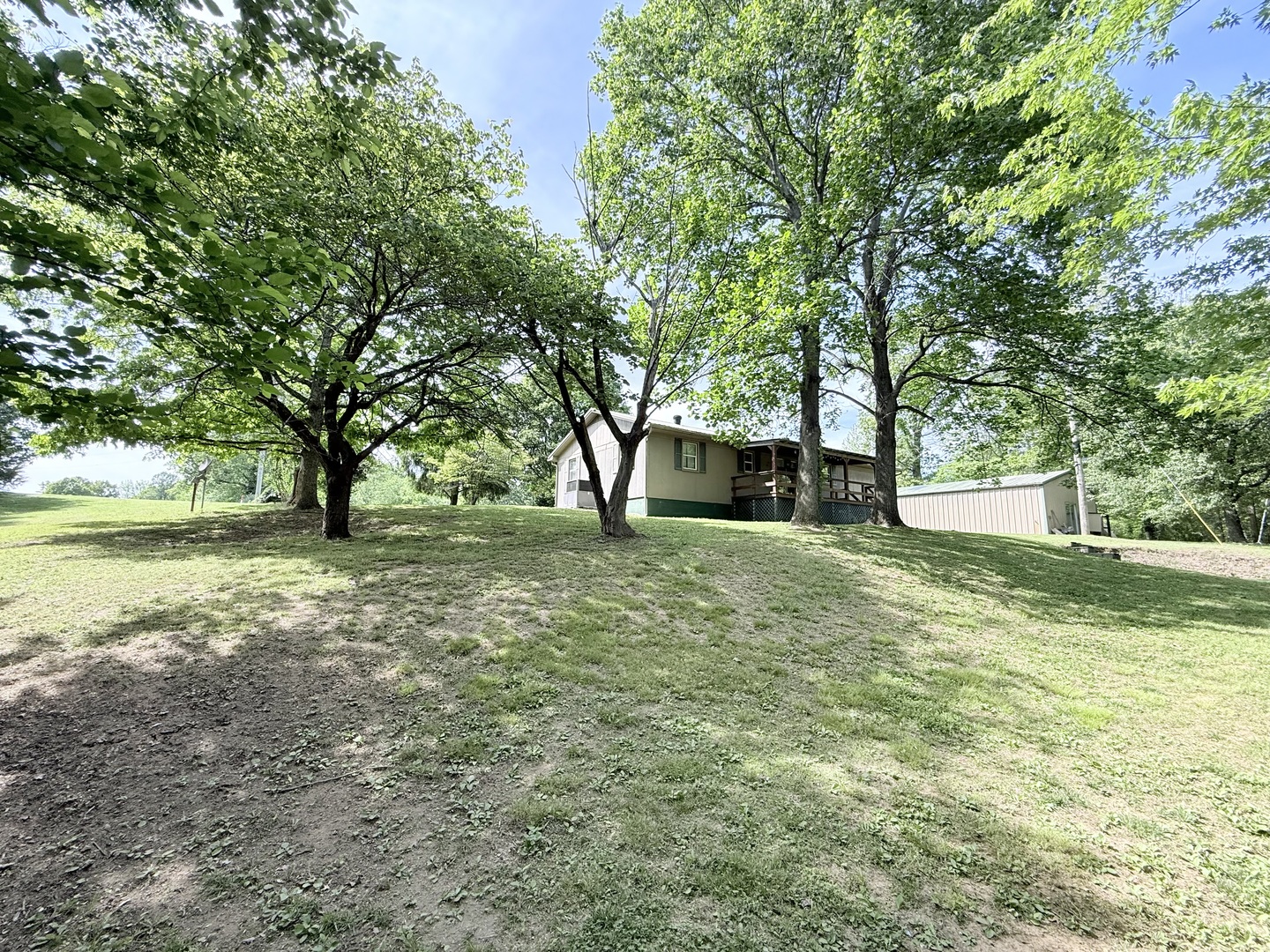 main property photo 4