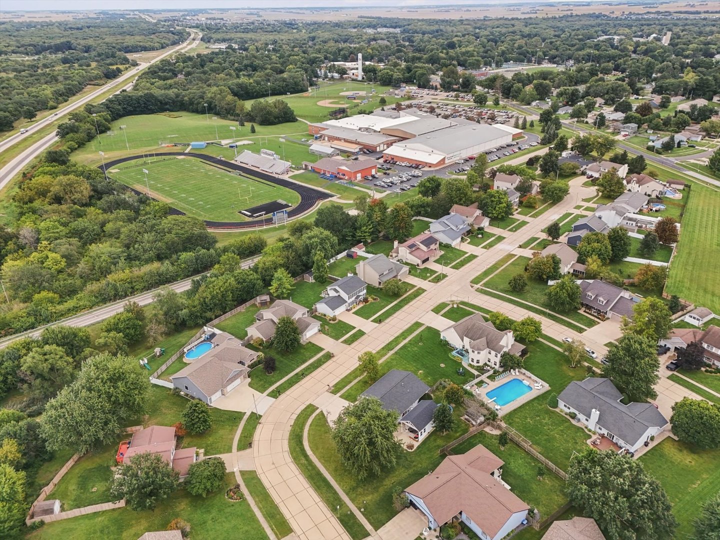 main property photo 46