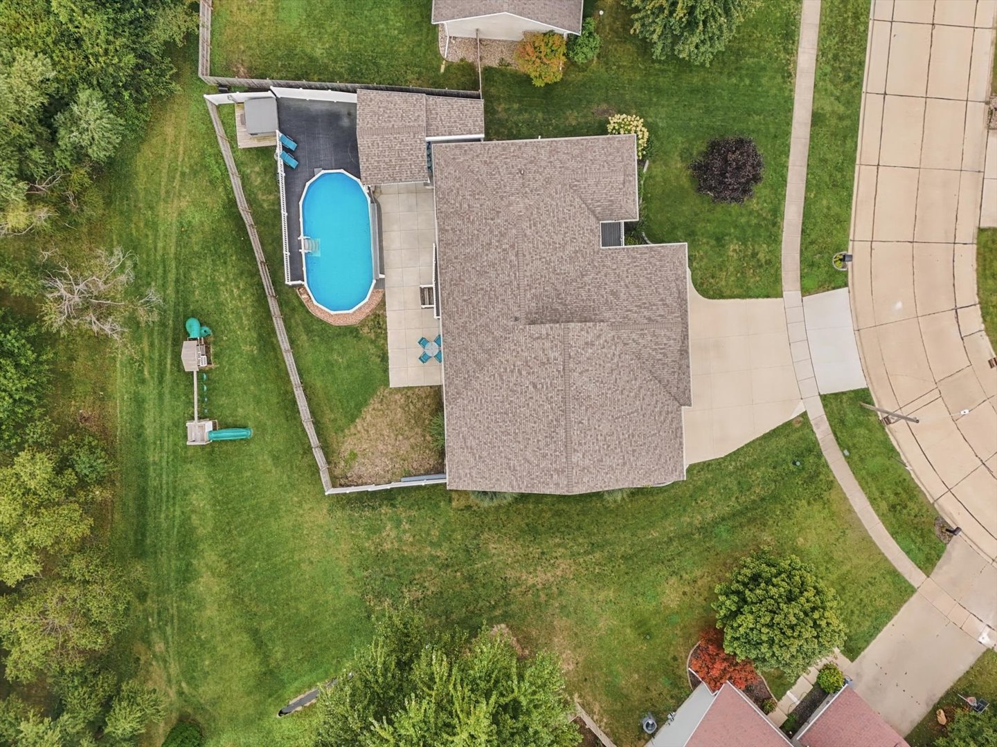 main property photo 48
