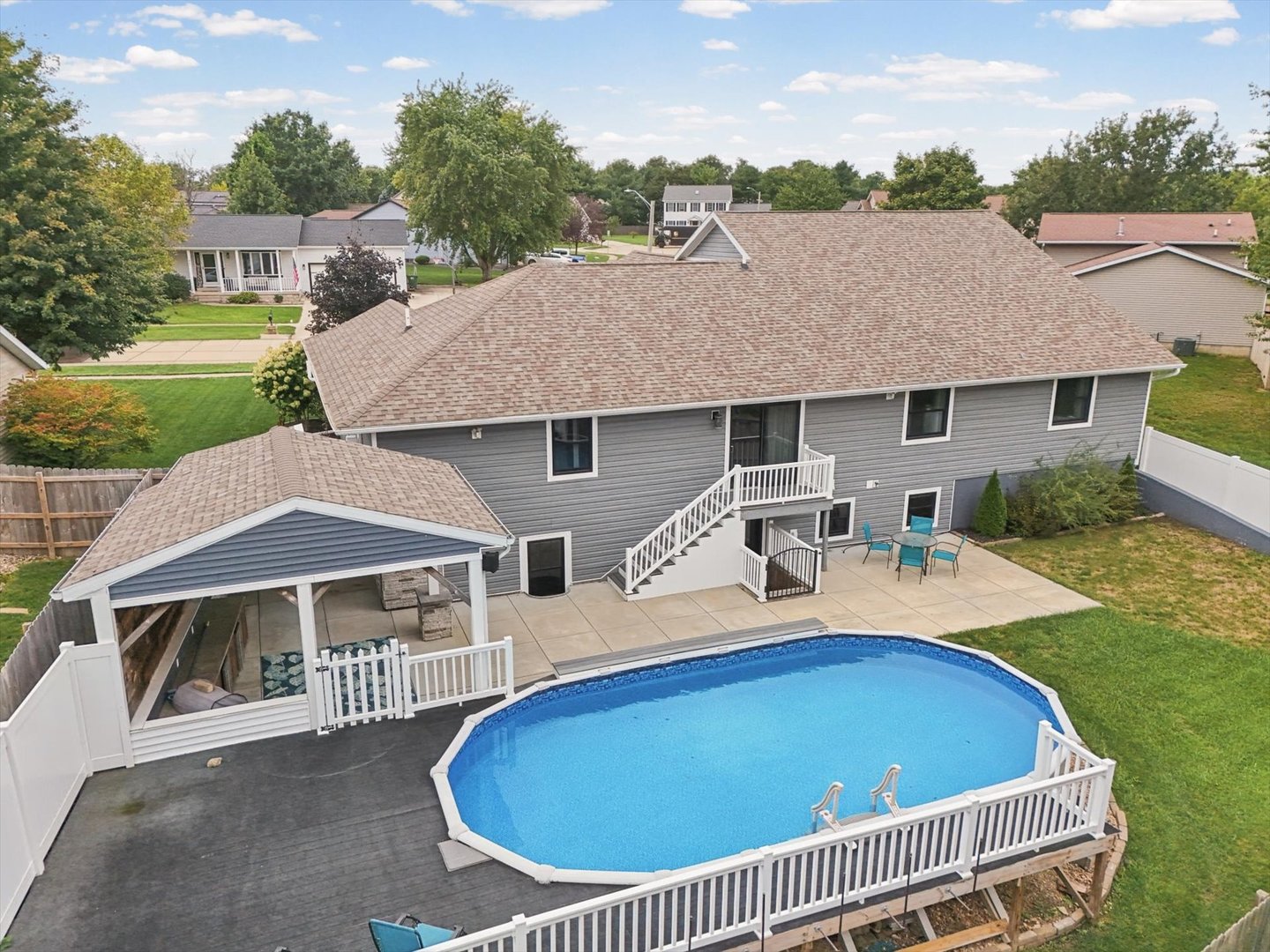 main property photo 50