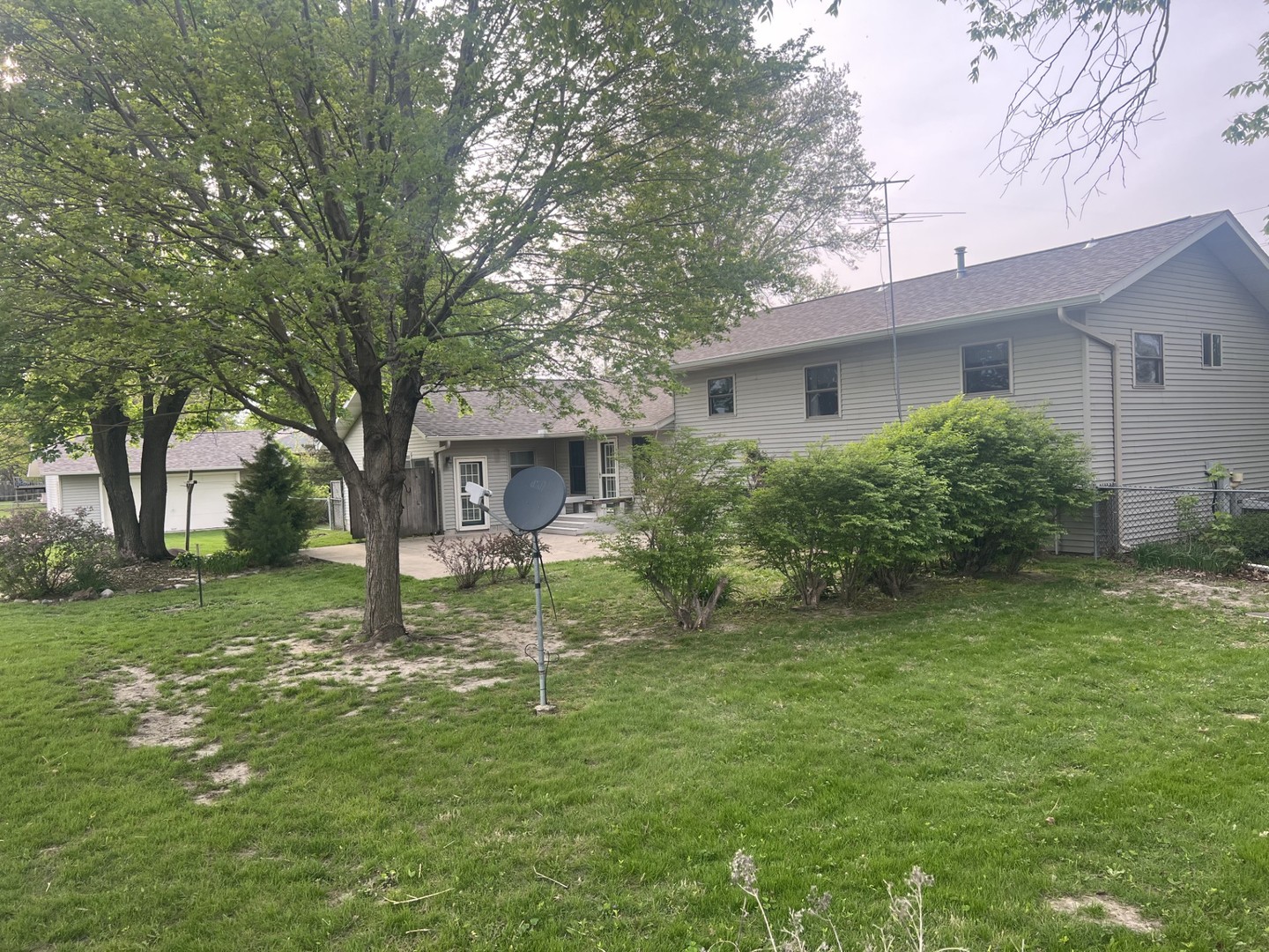 main property photo 4