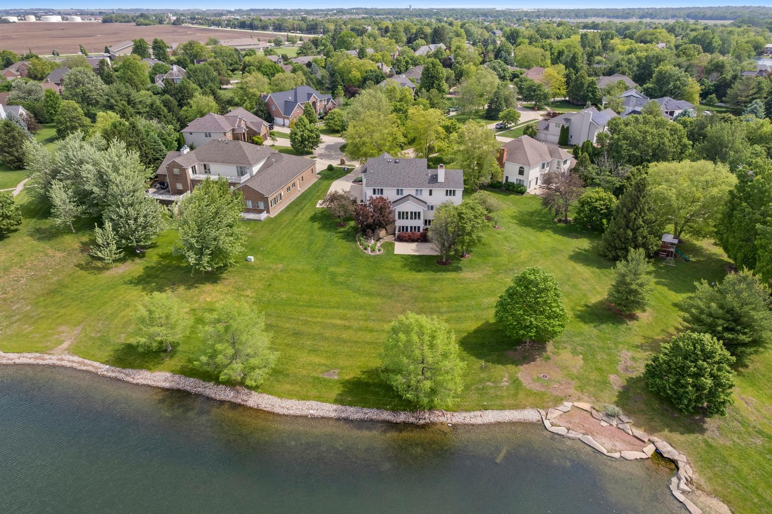 main property photo 45