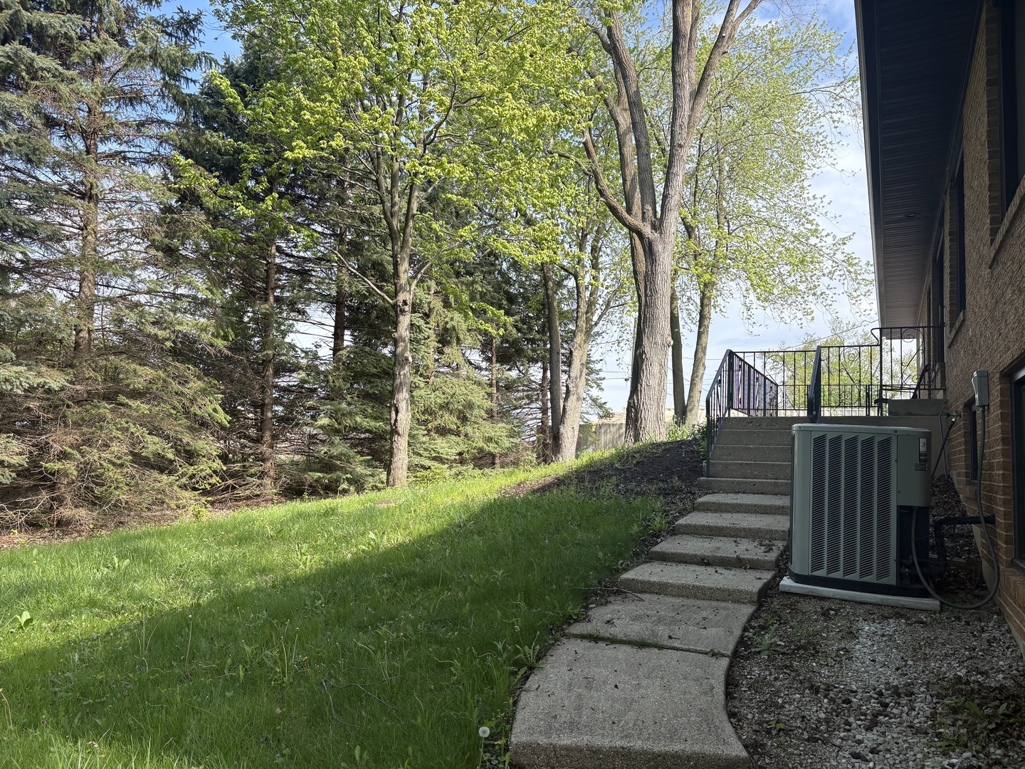 main property photo 31