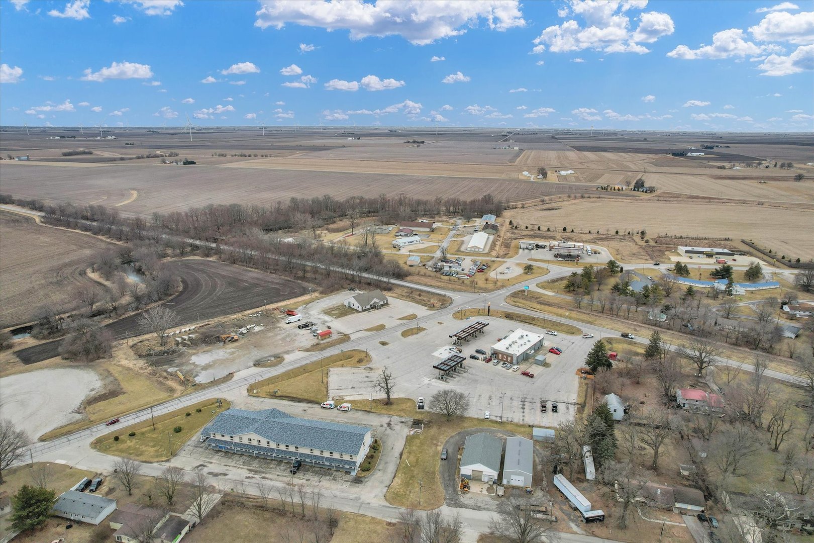 main property photo 24