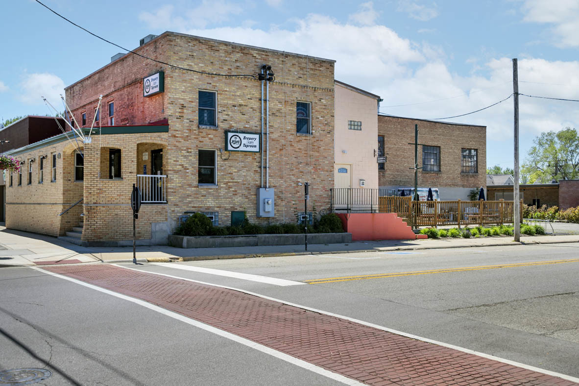 main property photo 48