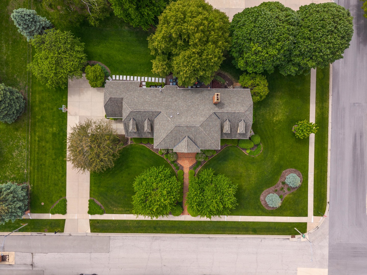 main property photo 75