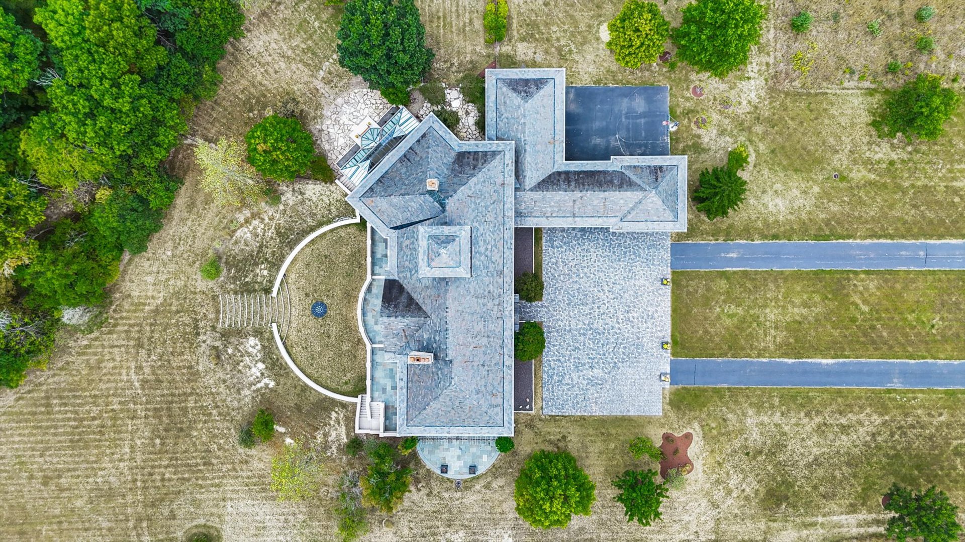 main property photo 137