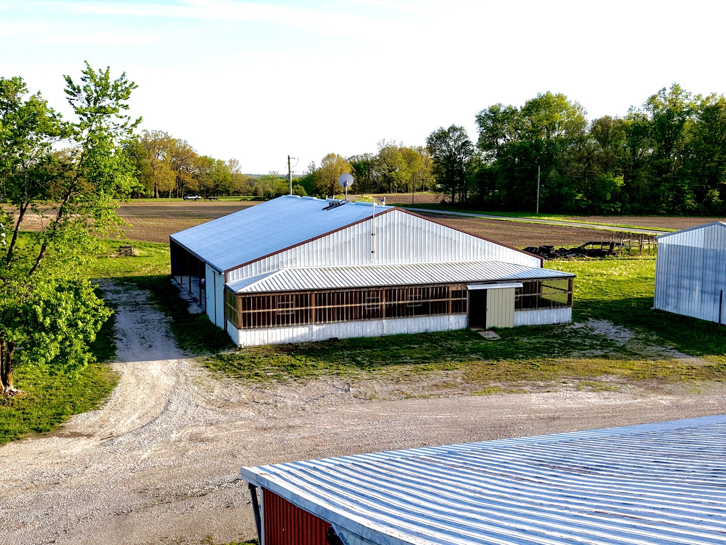 main property photo 24