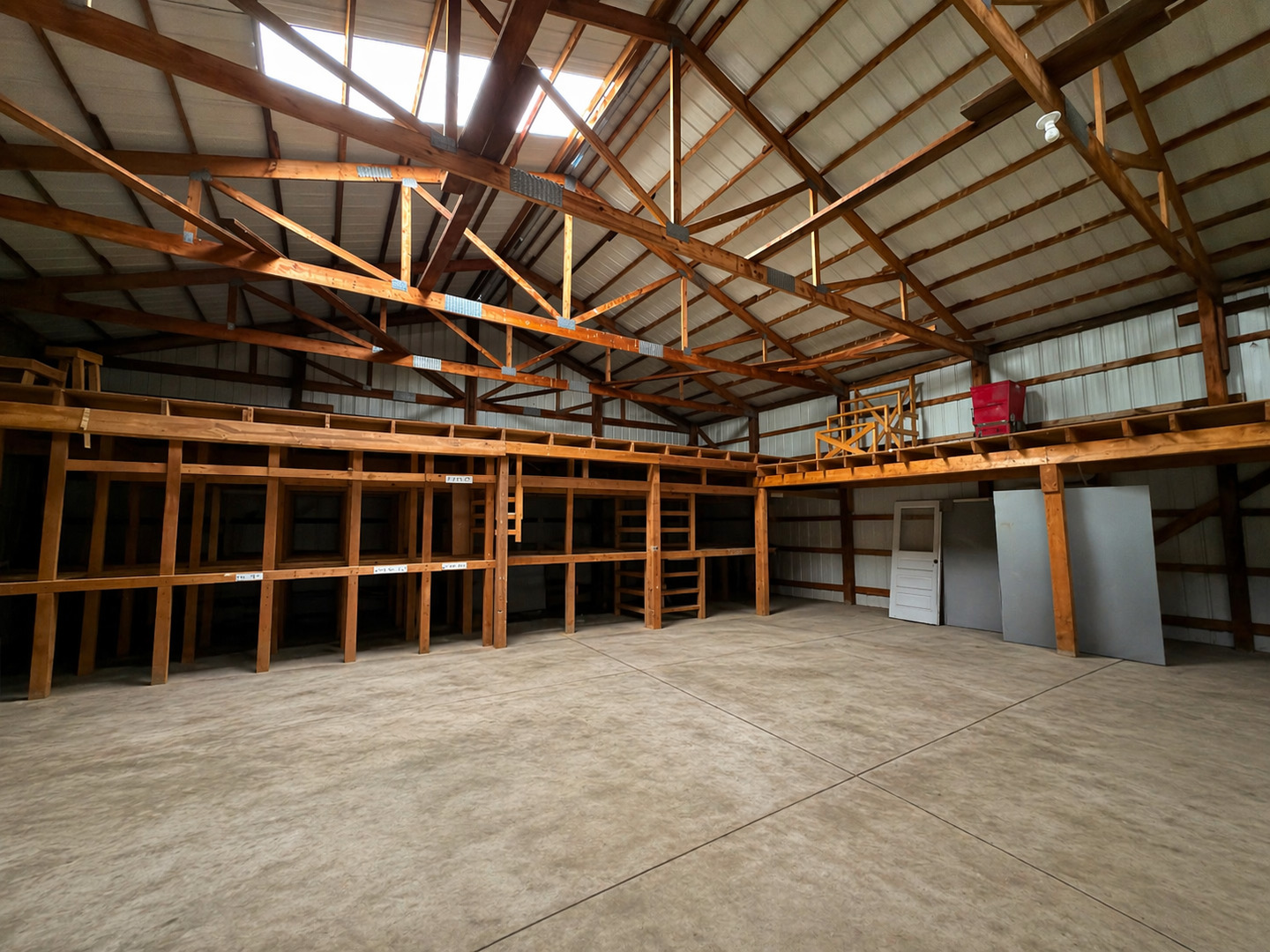 main property photo 29