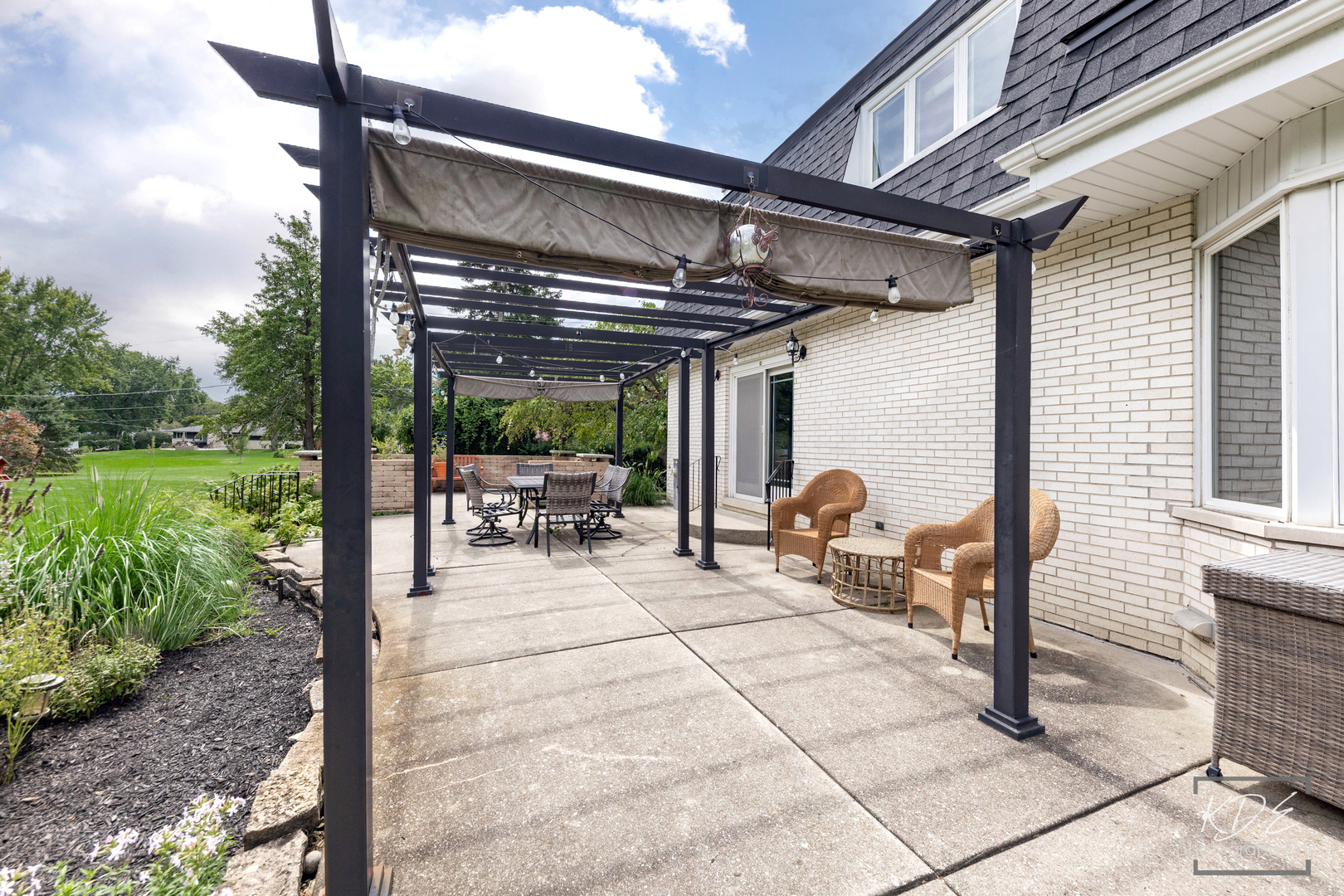main property photo 59