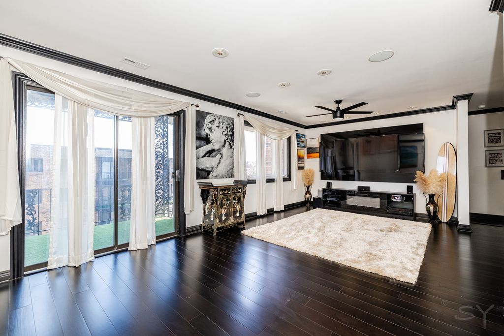 property viewer photo 1