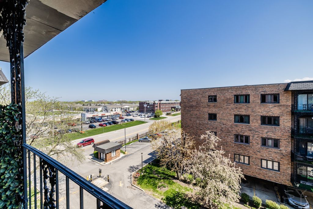 property viewer photo 16