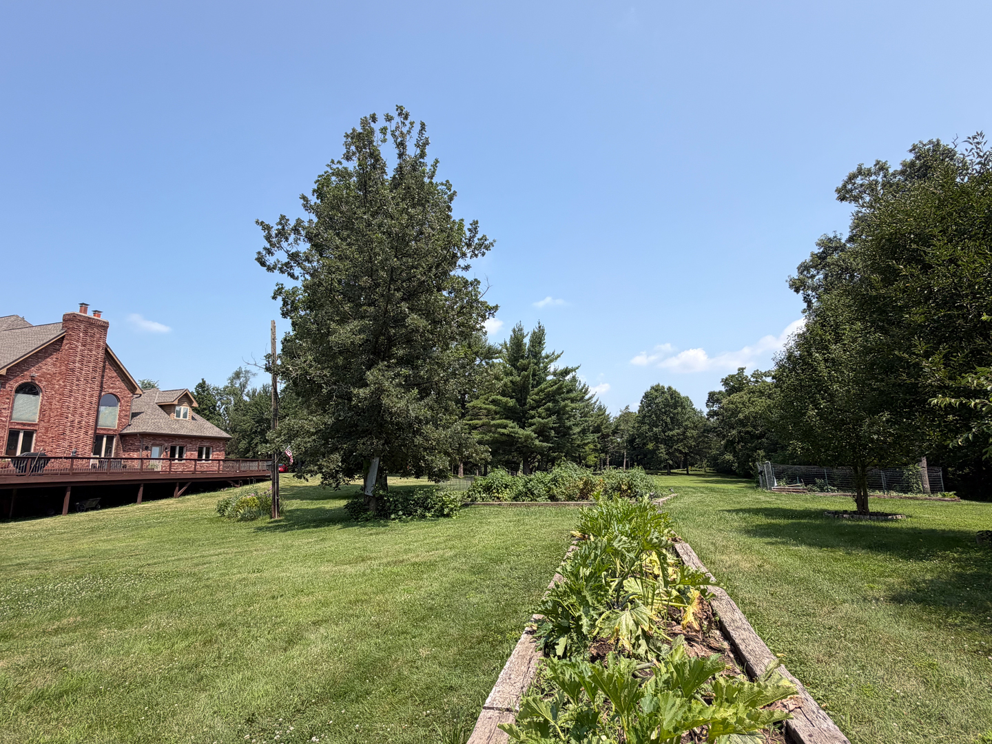 main property photo 32