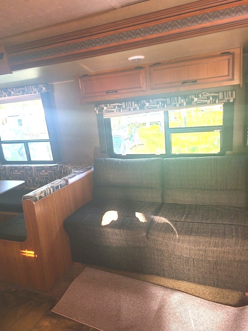 main property photo 13