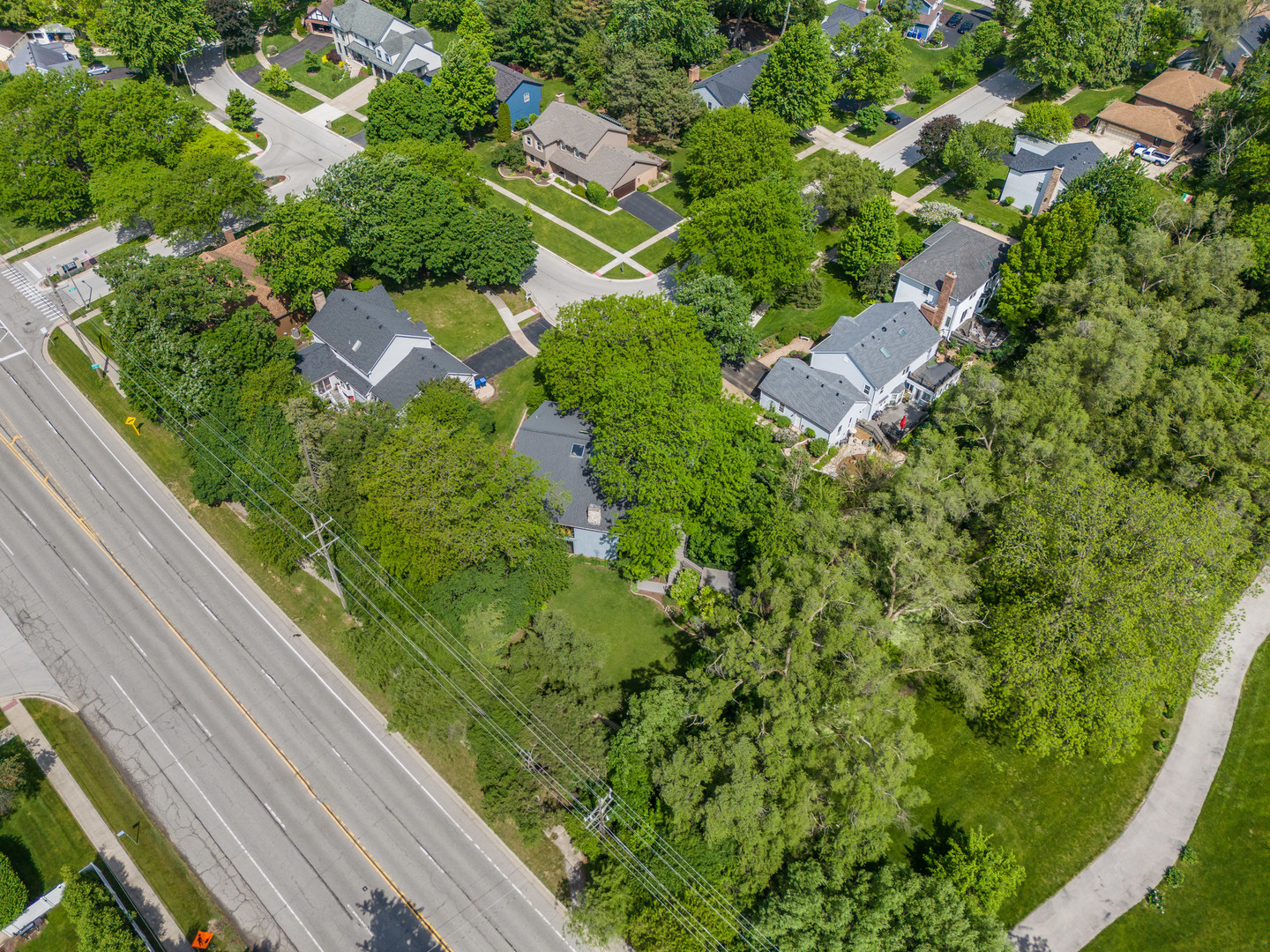 main property photo 50