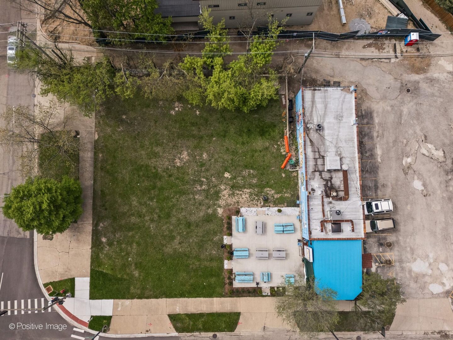 main property photo 9