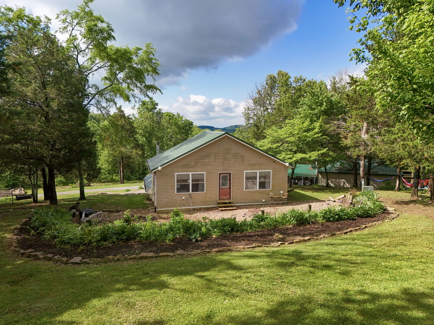 main property photo 33