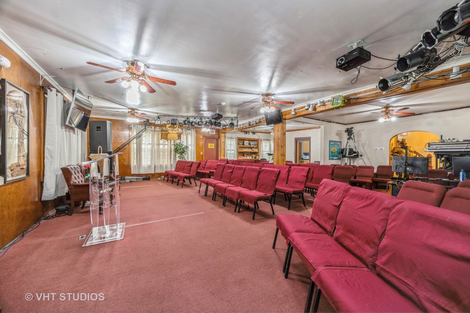 main property photo 9