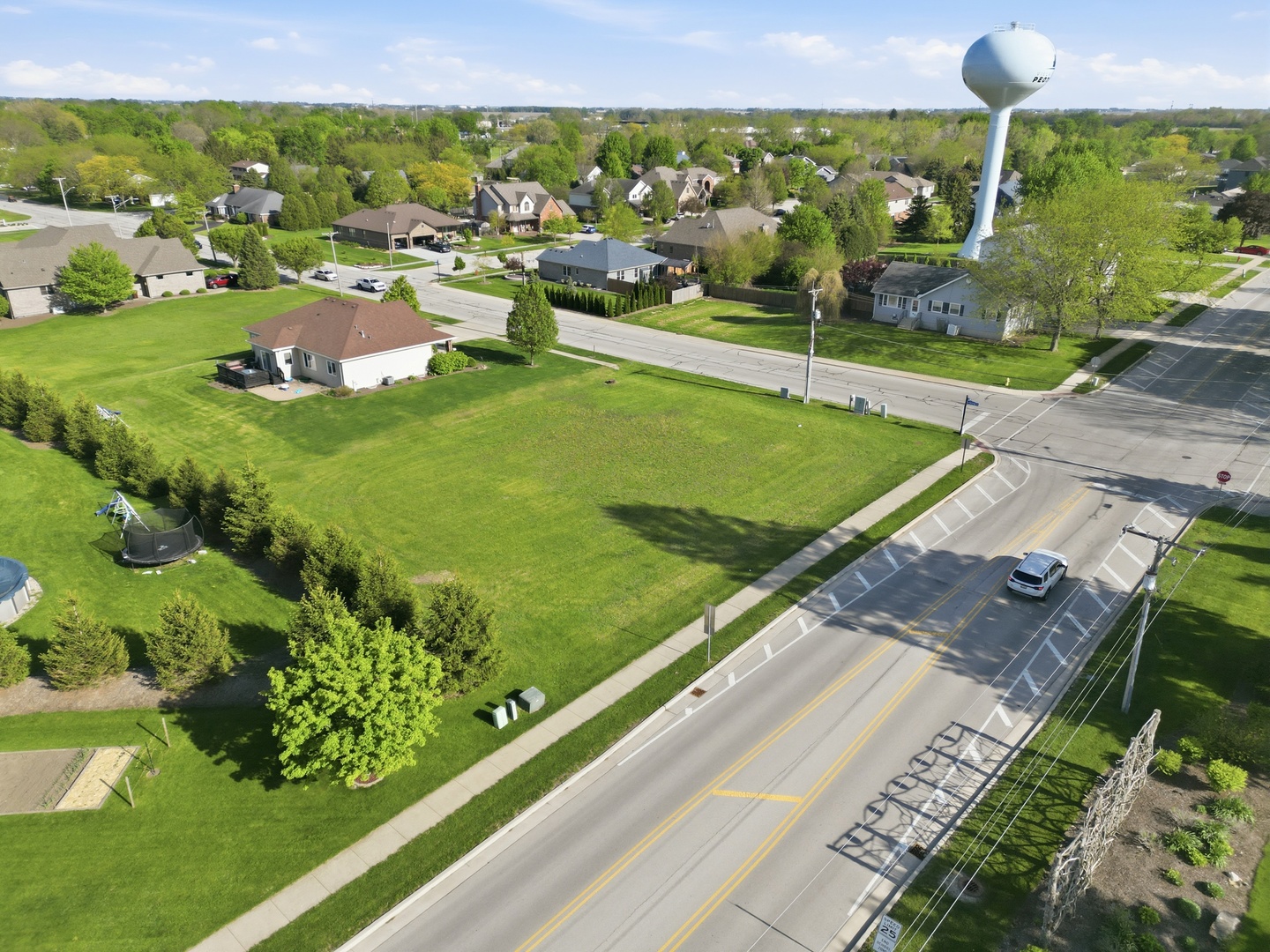 main property photo 6