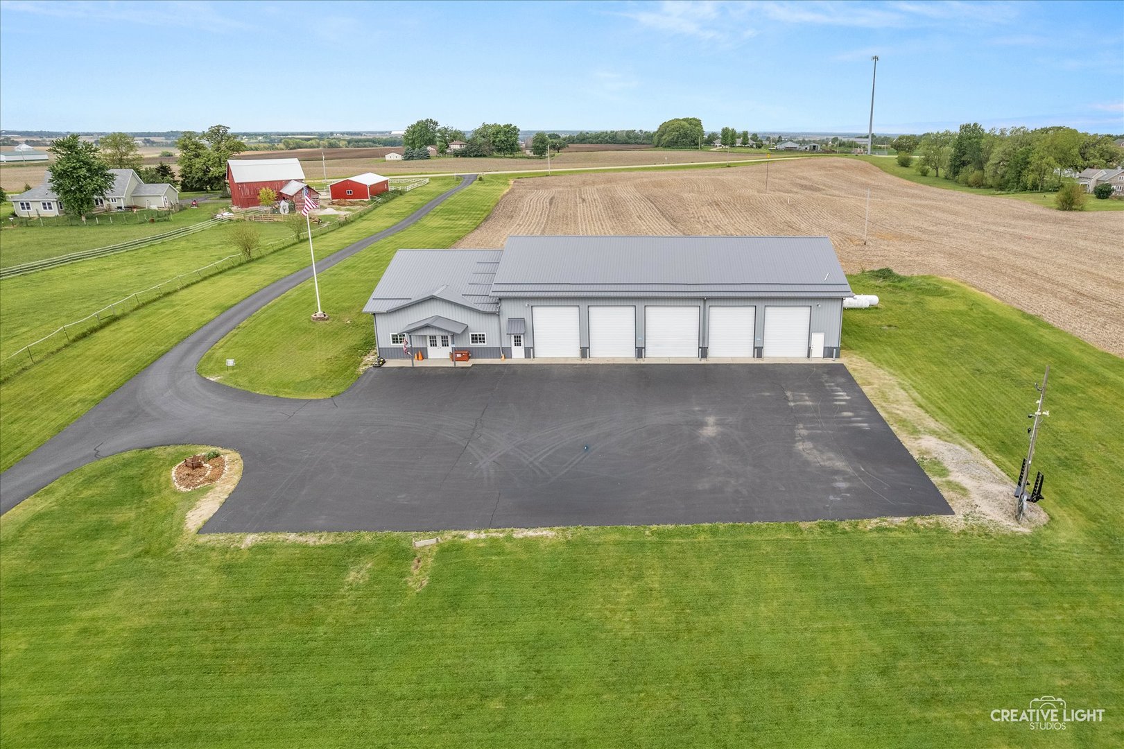 main property photo 41