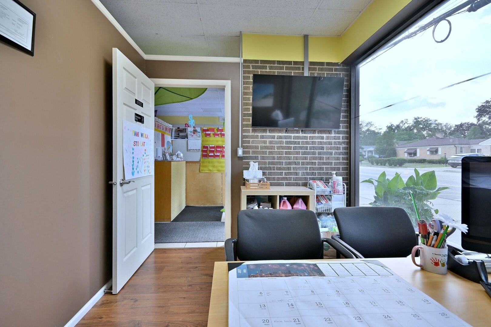 main property photo 4