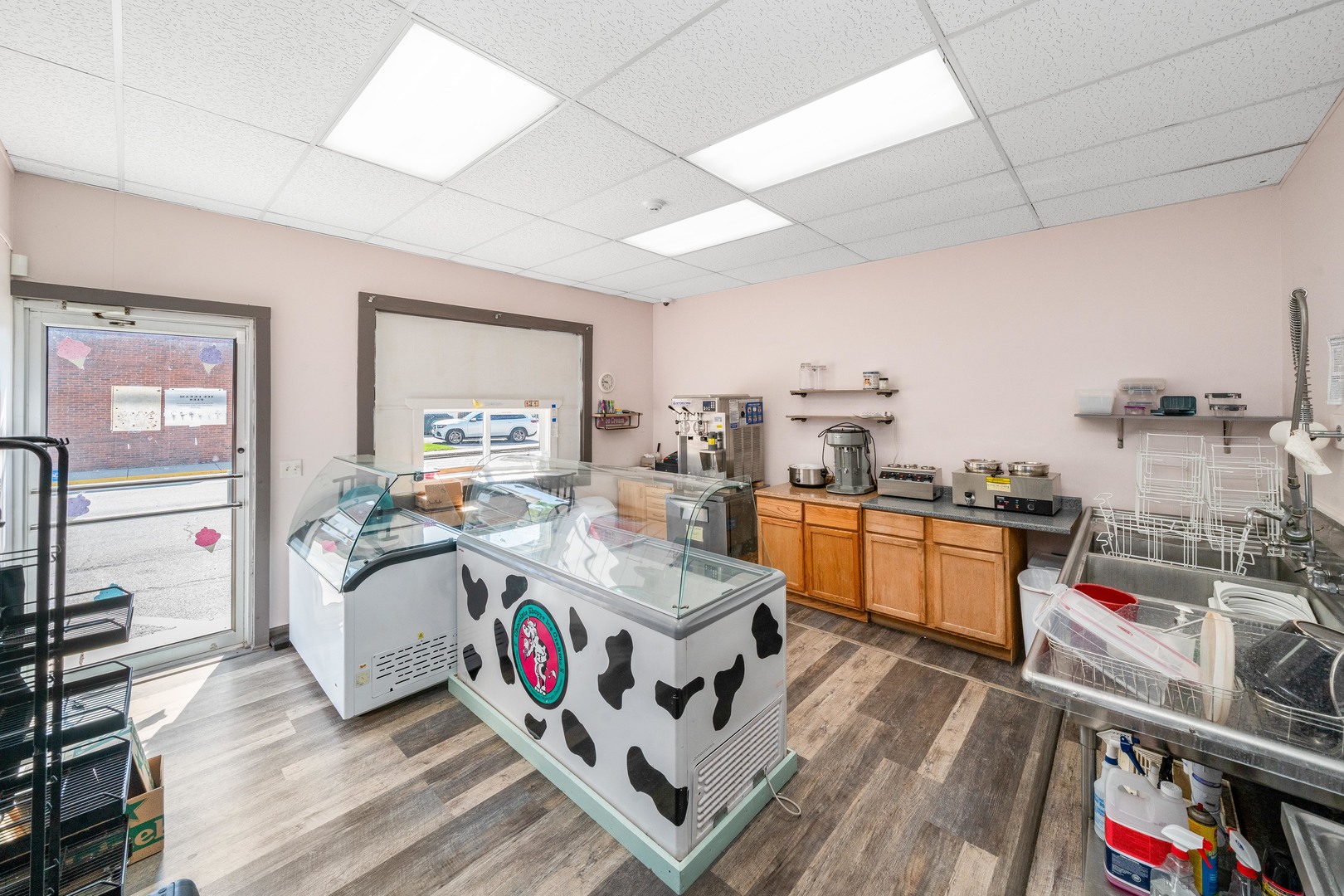 main property photo 16