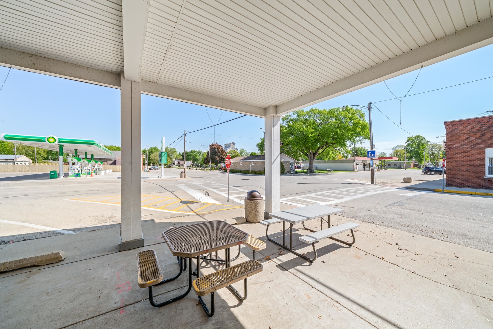 main property photo 8