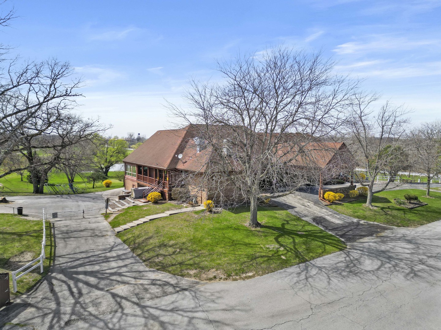 main property photo 20