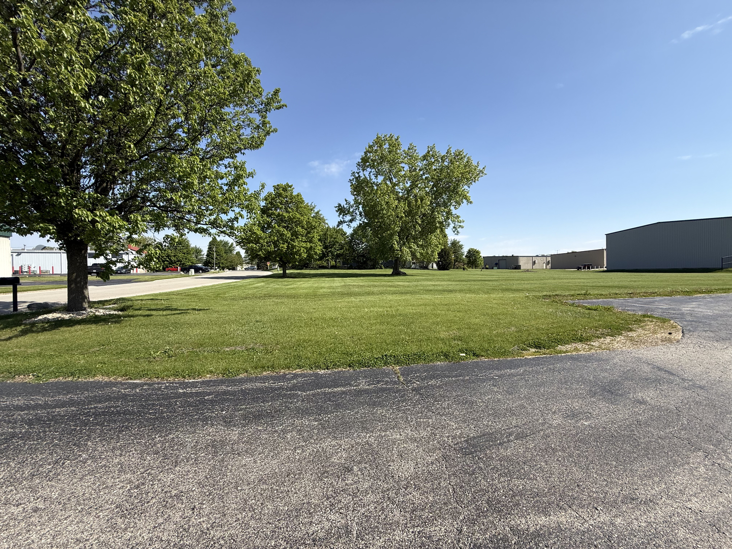 main property photo 20
