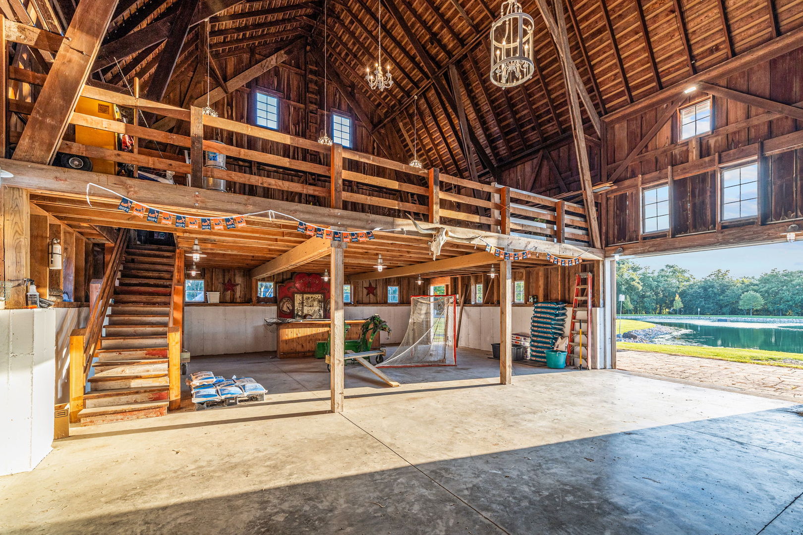 main property photo 18