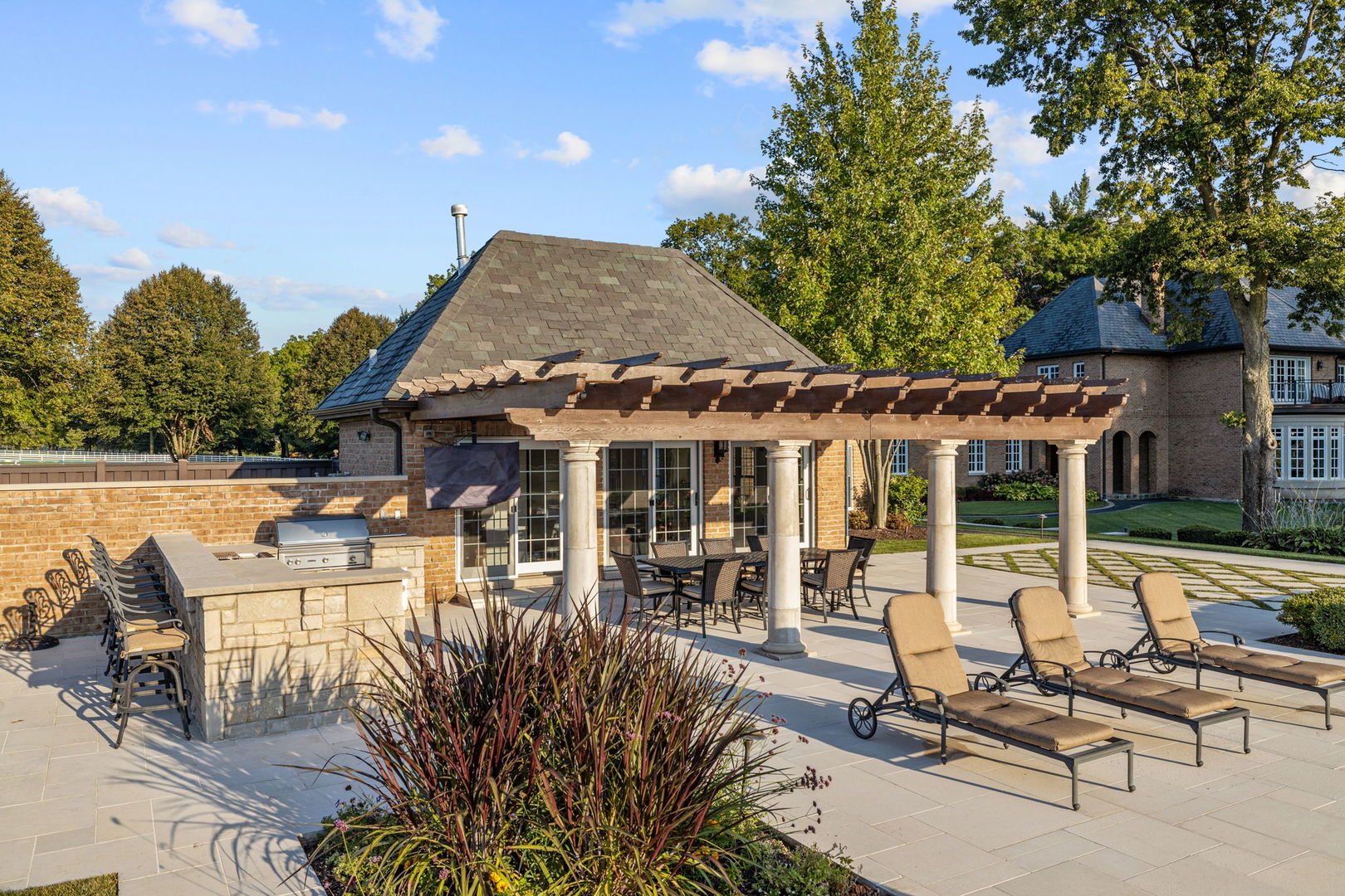 main property photo 74