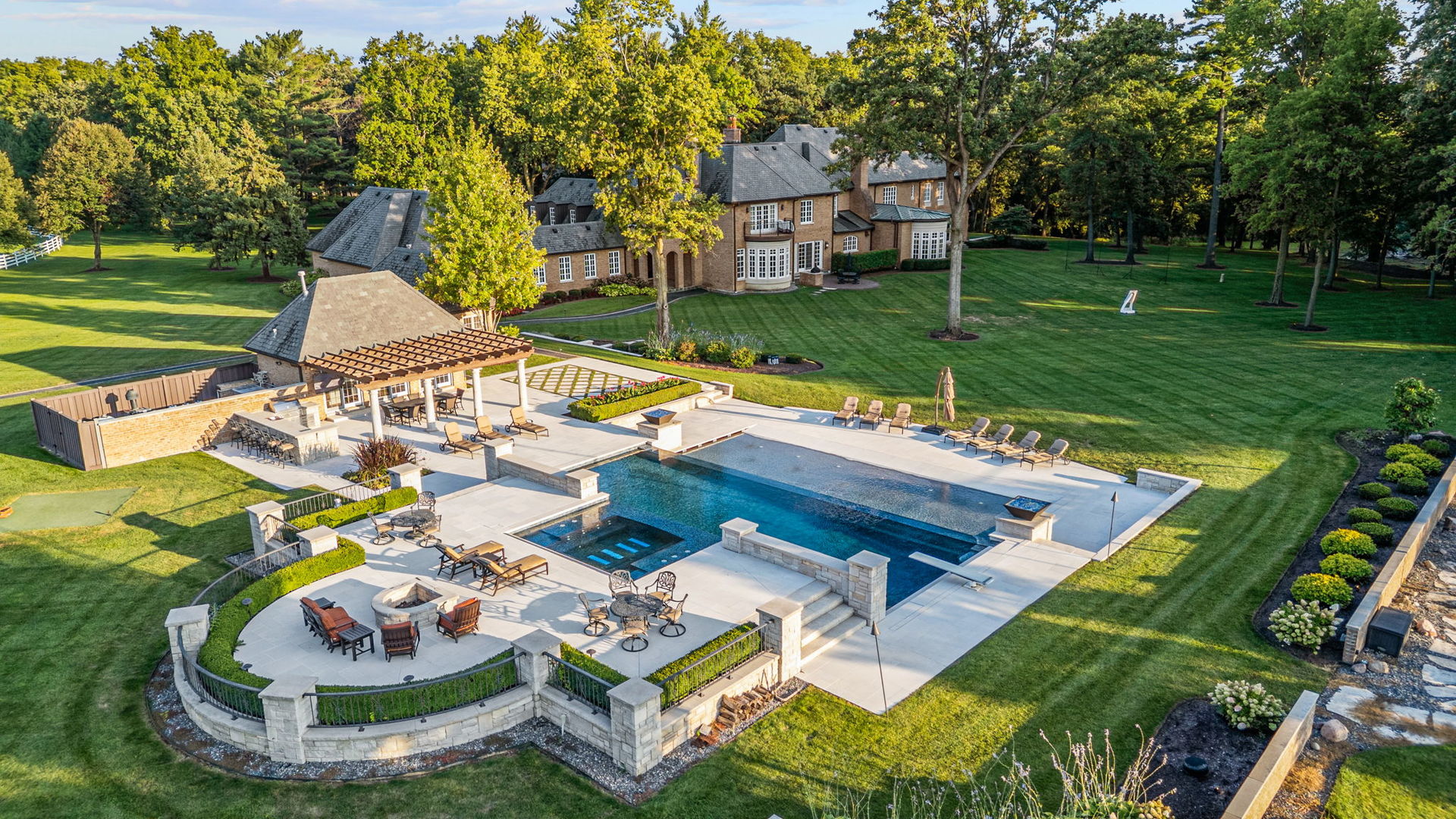 main property photo 86