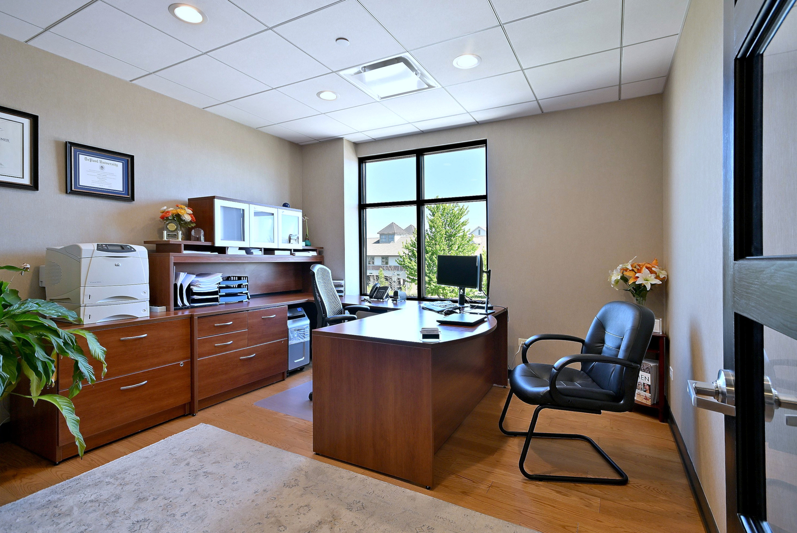 main property photo 10